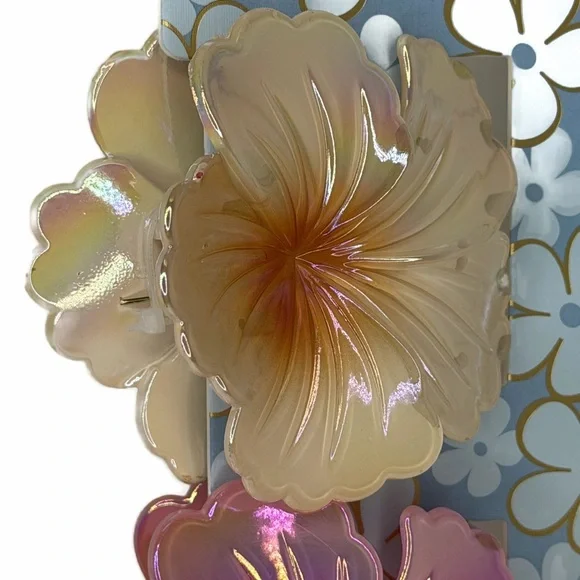 Piper K Iridescent Floral Hair Claws Clips Multicolor Set of 4 - Picture 4 of 9